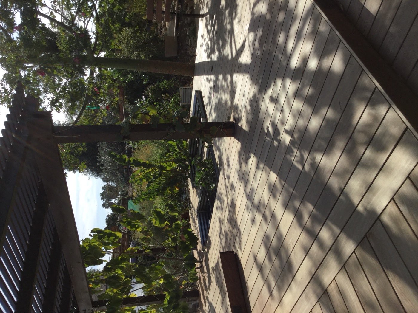 Deck with pergola structure